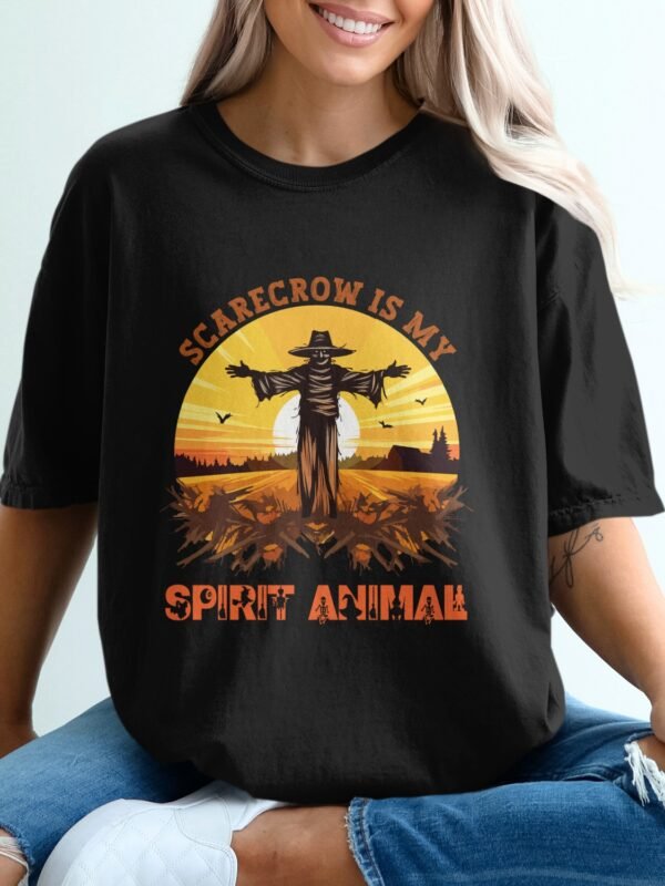 Funny Scarecrow Spirit Animal Halloween T-Shirt