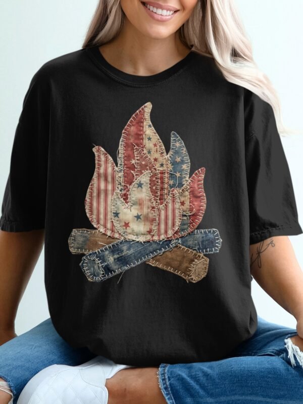 Primitive Americana Campfire Quilt T-Shirt